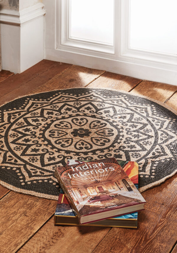 Round jute mandala rug