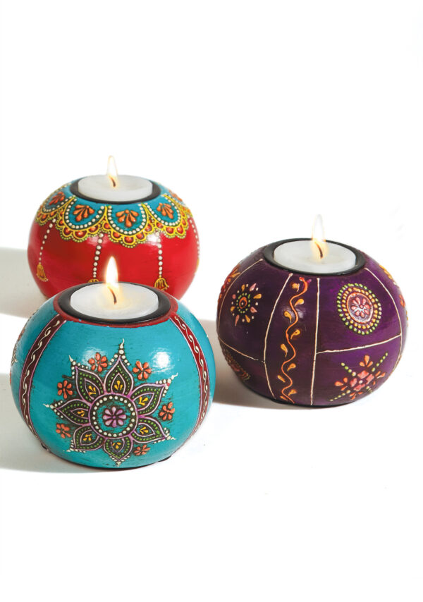 Hand painted tea light holder in 3 colours