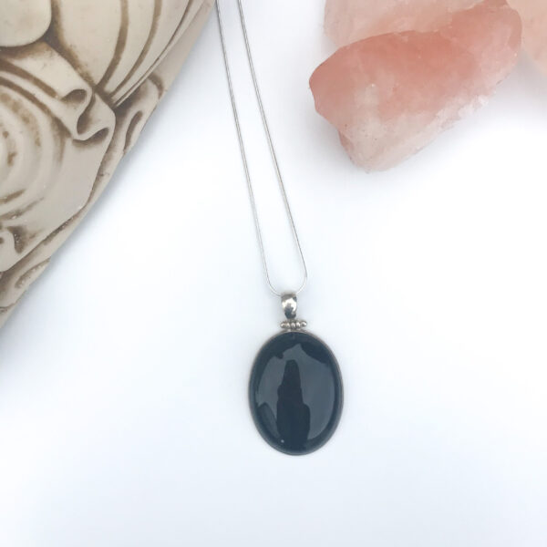 Black onyx oval pendant necklace Wildwood Cornwall