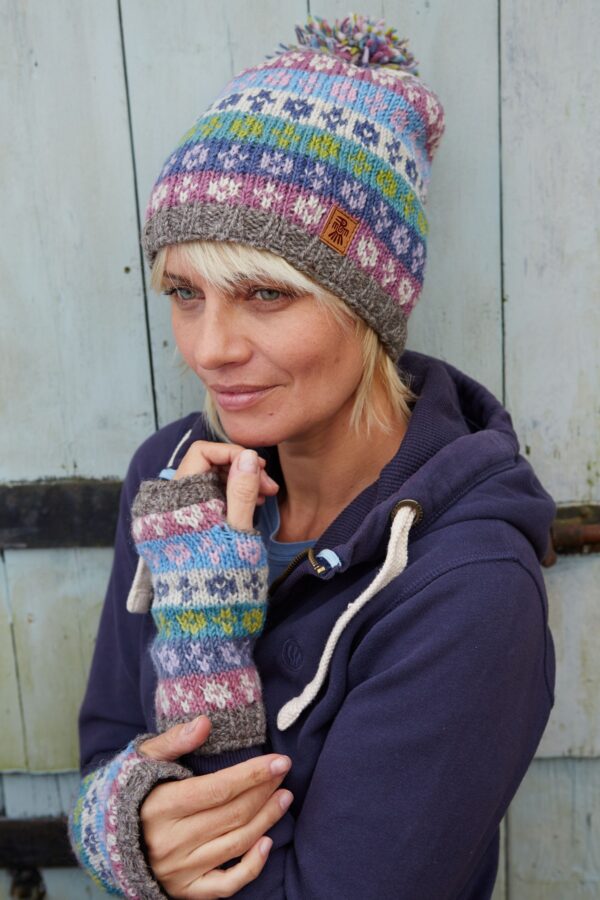 Pachamama Bloomsbury beanie bobble hat