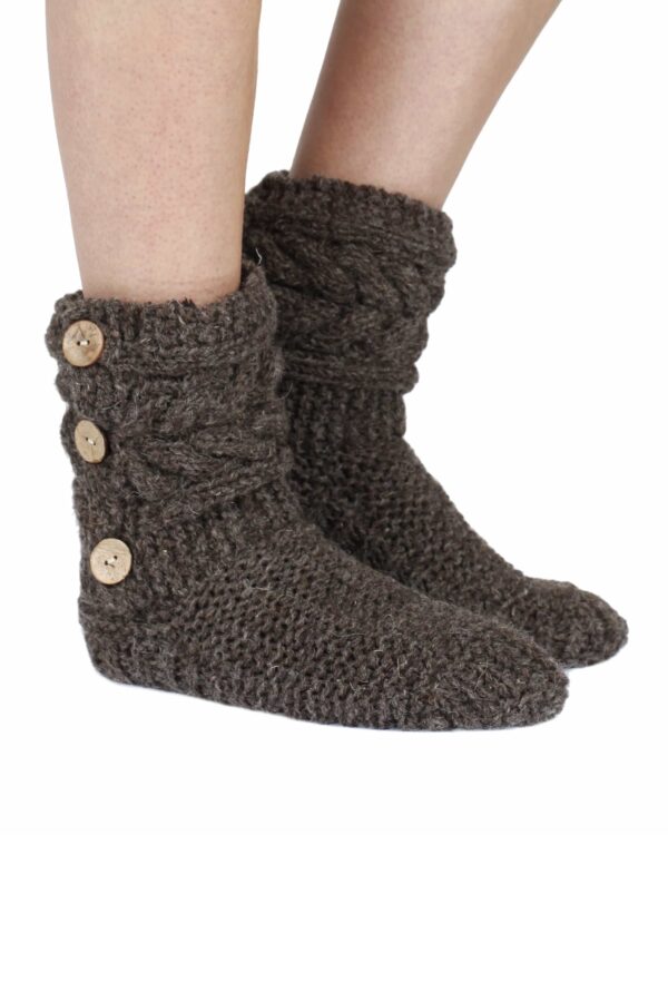 Sherpa lines knitted socks