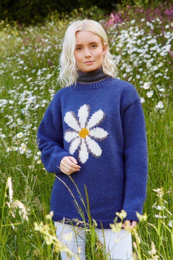 Wool hand knitted vintage daisy blue jumper pachamama