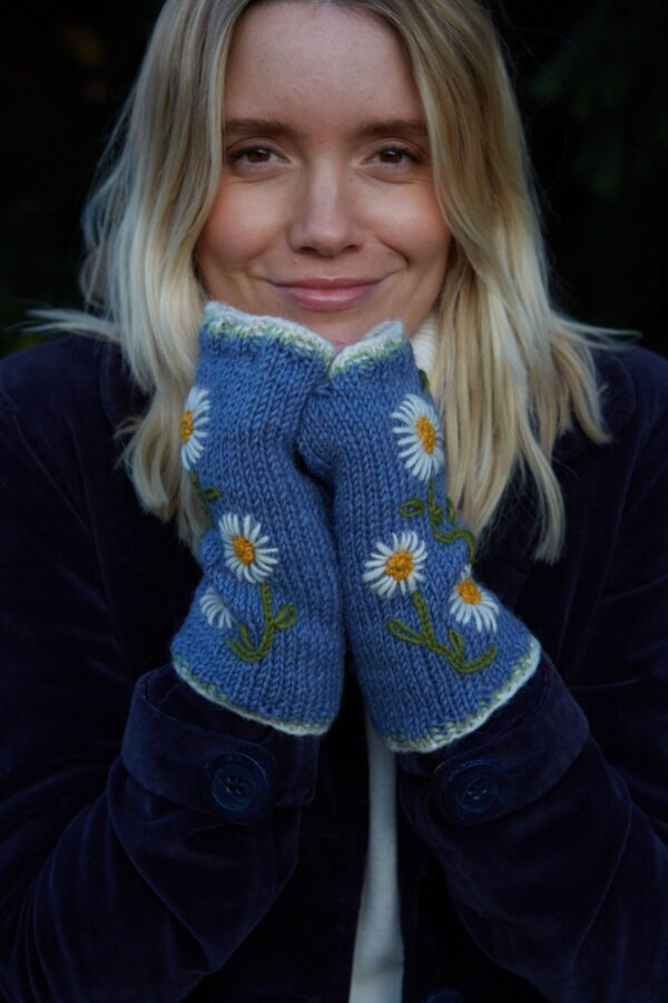 fair trade ethical wool handwarmers daisy pachamama