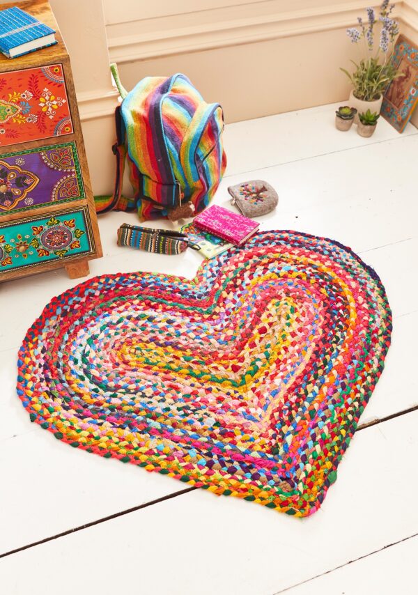 Heart shape rug recycled cotton Wildwood Cornwall