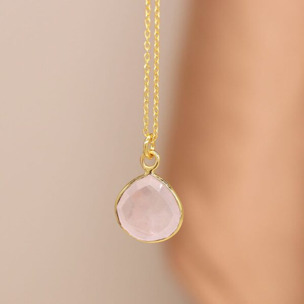 rose quartz pear drop pendant necklace wildwood Cornwall